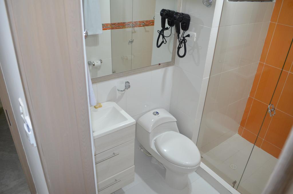 Hotel Arthur Brich Cúcuta Zewnętrze zdjęcie