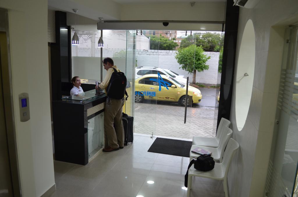 Hotel Arthur Brich Cúcuta Zewnętrze zdjęcie